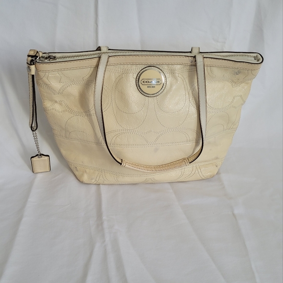 Coach Authentic handbag - Picture 3 of 11
